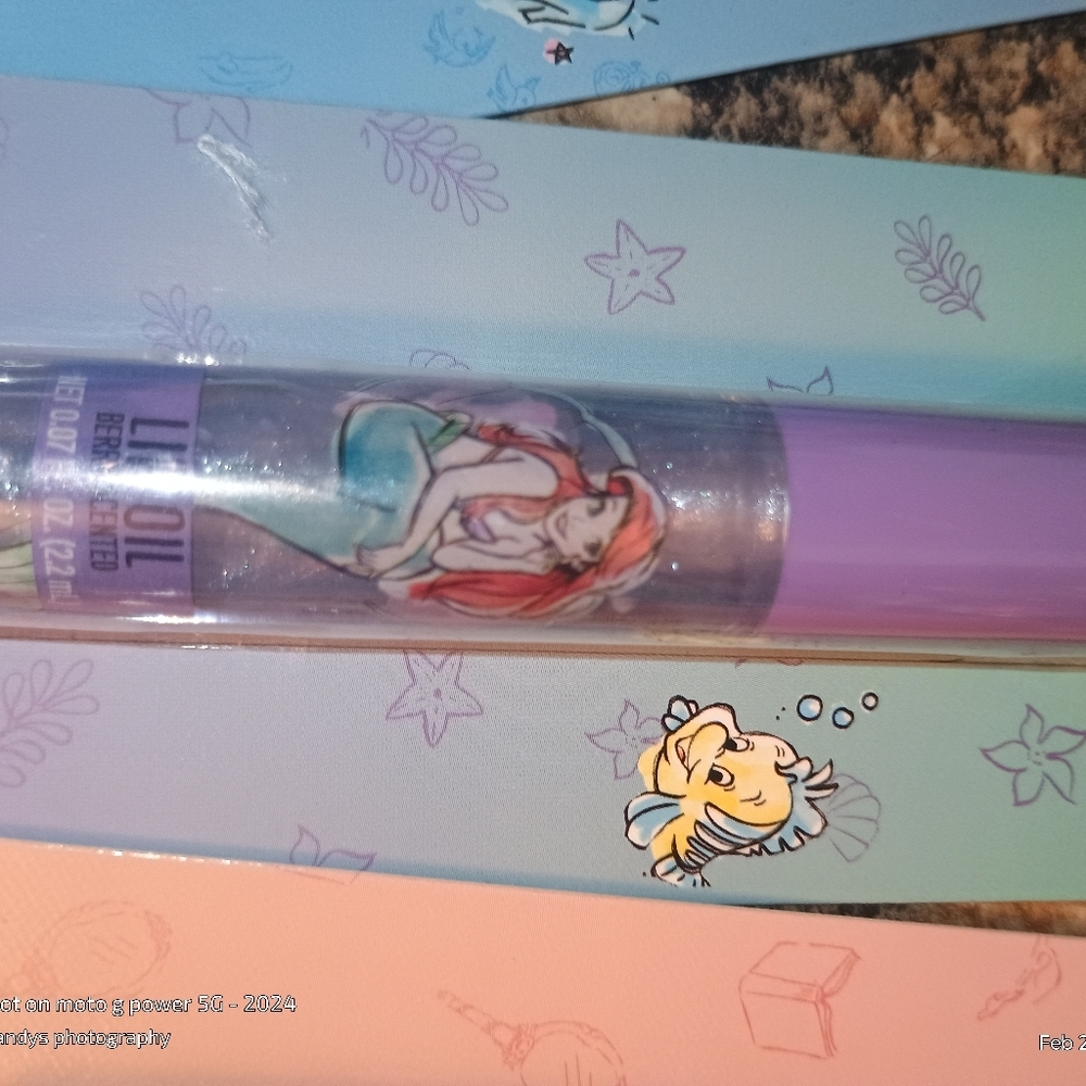 Disney Princess Scented Lip Oil Trio - Blue, Purple, Pink - Picture 5 of 6